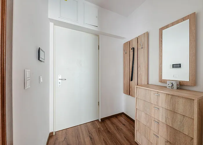 Universo Cordia Bb9 -with Balcony In Cozy Area