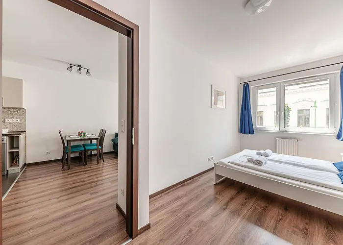 Universo Cordia Bb9 -with Balcony In Cozy Area Appartement