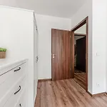 Universo Cordia Bb9 -with Balcony In Cozy Area * ブダペスト