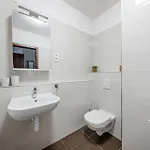アパート Universo Cordia Bb9 -with Balcony In Cozy Area ブダペスト